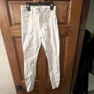 L’Agence Marguerite High rise skinny NWT 26